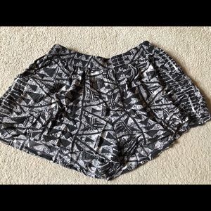 ❤️ Mossimo flowy shorts - large